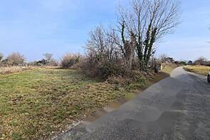 Дом, сельское хозяйство Тиньян, Урбанцы.