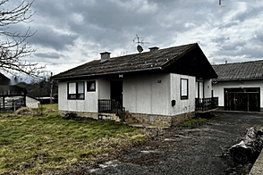 Дом, Слогонско.