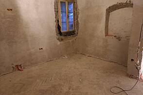 Квартира с двумя комнатами в центре на Верхнем рынке.