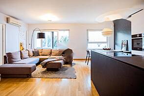 4-комнатная квартира, район Зелена Яма