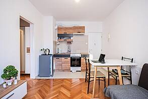 Четырехкомнатная квартира в центре.