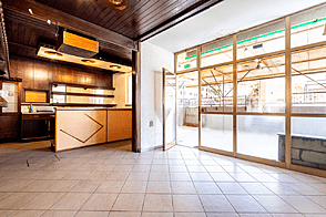 Квартира с пятью комнатами в Копере