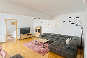 Трехкомнатная квартира в Изоле