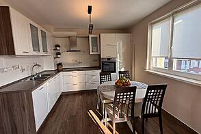 Трёхкомнатная квартира на Изоле