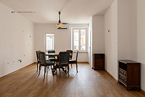 Квартира с пятью комнатами Копер