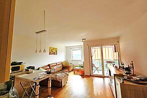 Трехкомнатная квартира в Новом Плавье.