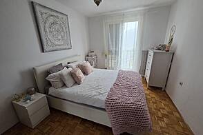 Квартира с двумя комнатами в Копере