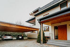 Дом дуплекс в Безиграде