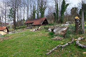 Градник Дом