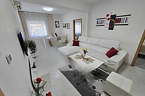 Квартира из трёх комнат в районе Бертоки