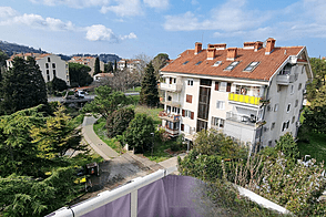 Квартира с двумя комнатами и балконом в Новая Лучия