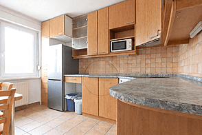 Квартира, состоящая из 3 комнат, расположена в Новая Шишка.