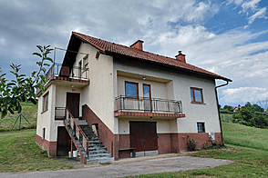 Дом Кметияново, Подсреда