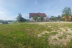 Земельный участок, подходящий для строительства, расположенный в Новой Любляне, Мосте.