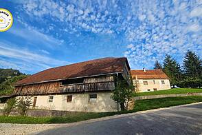 Земельный участок, сельскохозяйственная усадьба в Брстовнице