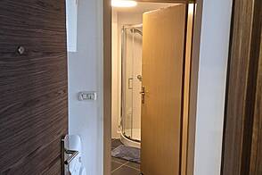 Новое 1,5-комнатное поле, дом