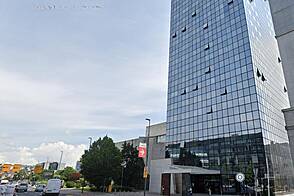 Офисное здание на Дунаской