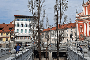 Трёхкомнатная квартира в центре