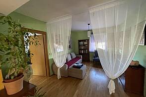 Квартира Копер с тремя комнатами