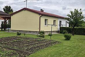 Дом Близнец в центре Новой Любляны