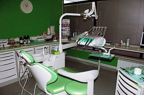 Стоматологическая клиника и зуботехническая лаборатория: 1