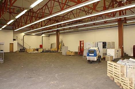 Производственно-складские помещения: 3
