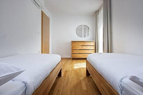 Особняк с верандой на берегу озера Блед: 20