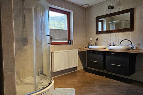 Здание, Кочная, Блед - Горье: 30