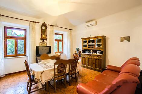 Брестовица у Комна, дом: 1