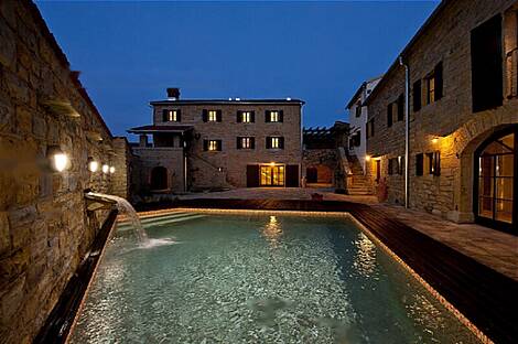 Тополовец, дом.: 1