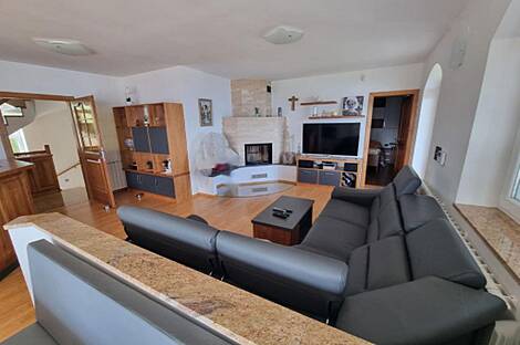 Изола, дом: 16