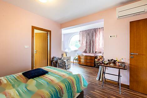 Резиденция, Корте: 17