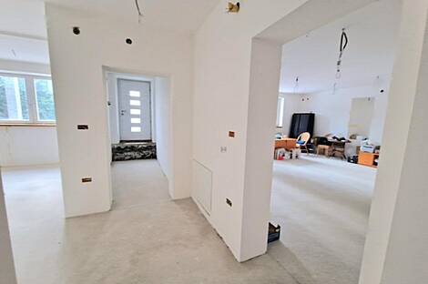 Резиденция, Чежари: 22