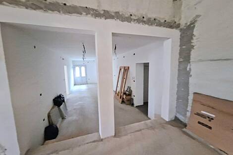 Резиденция, Чежари: 26