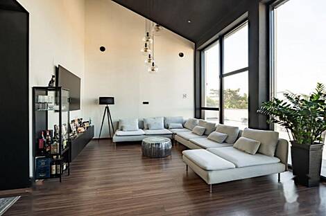 Дом в два этажа, расположенный в Сежане: 20