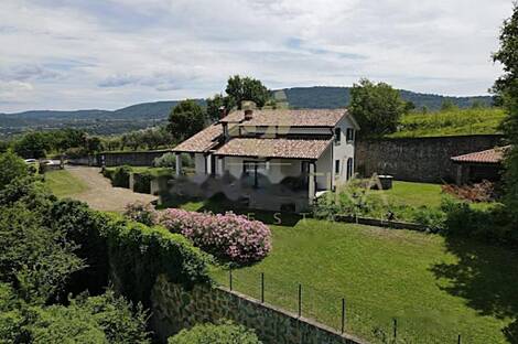 Копер, дом: 4