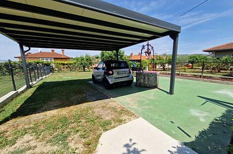 Здание, Сеча: 16