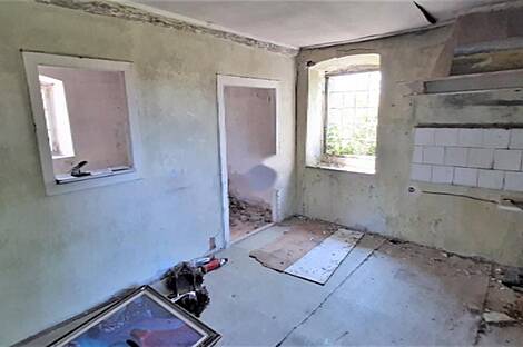 Здание с обширной территорией: 10