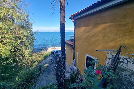 Копер, дом: 4