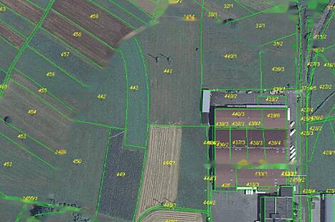 Застройка около хоккейной арены Залог: 3