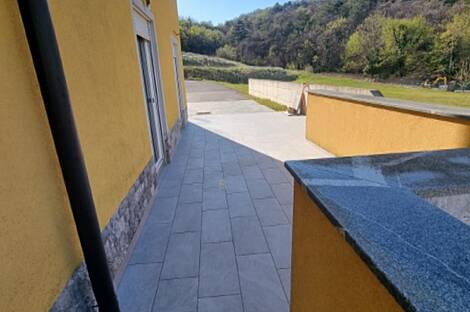 Дом с двумя этажами в Нижних Шкофие.: 4