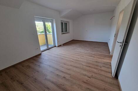 Дом с двумя этажами в Нижних Шкофие.: 7