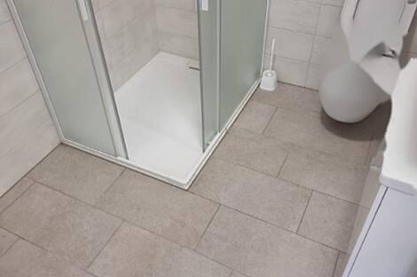 Дом с двумя этажами в Нижних Шкофие.: 15