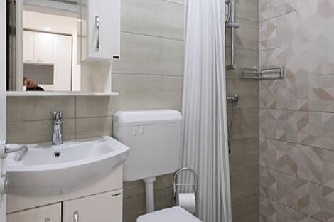 Нижние Шкофие, дом.: 2