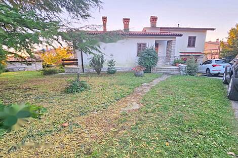 Дом в центре города Сежана: 4