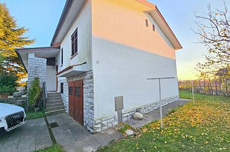 Дом в центре города Сежана: 13