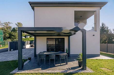 Дом в городке Прада: 5