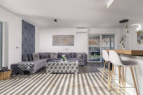 Дом в городке Прада: 19