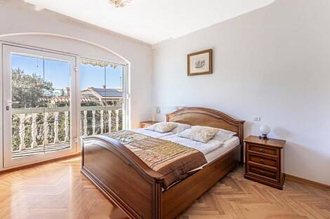 Дом, Праде.: 9