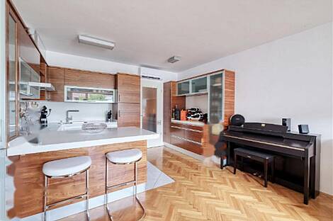 Квартира с двумя комнатами в центре.: 3